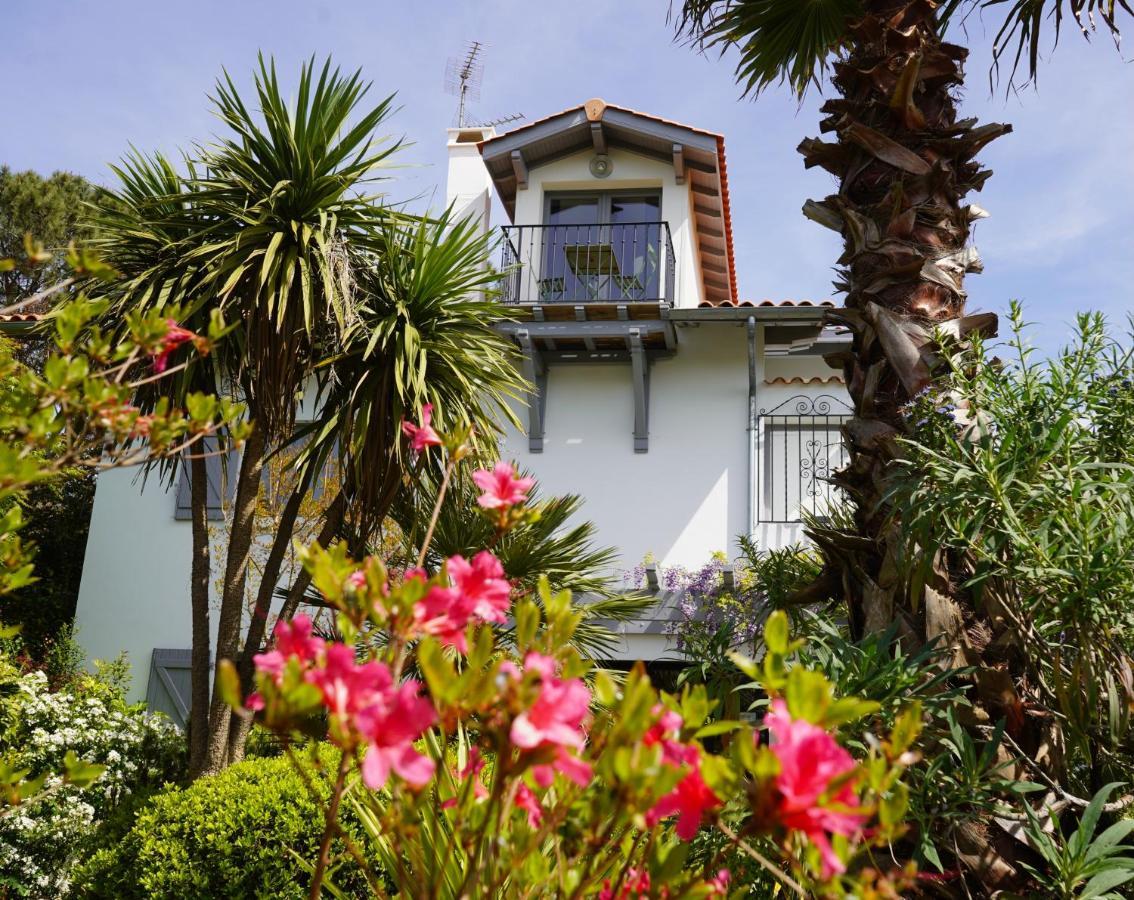 La Cabane D'Arbolateia Piscine & Spa Bidart Exterior photo